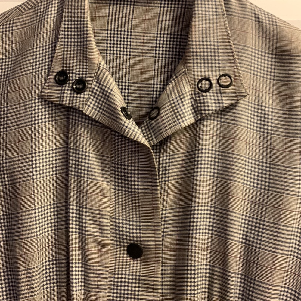 jacket - Picture 3 of 3